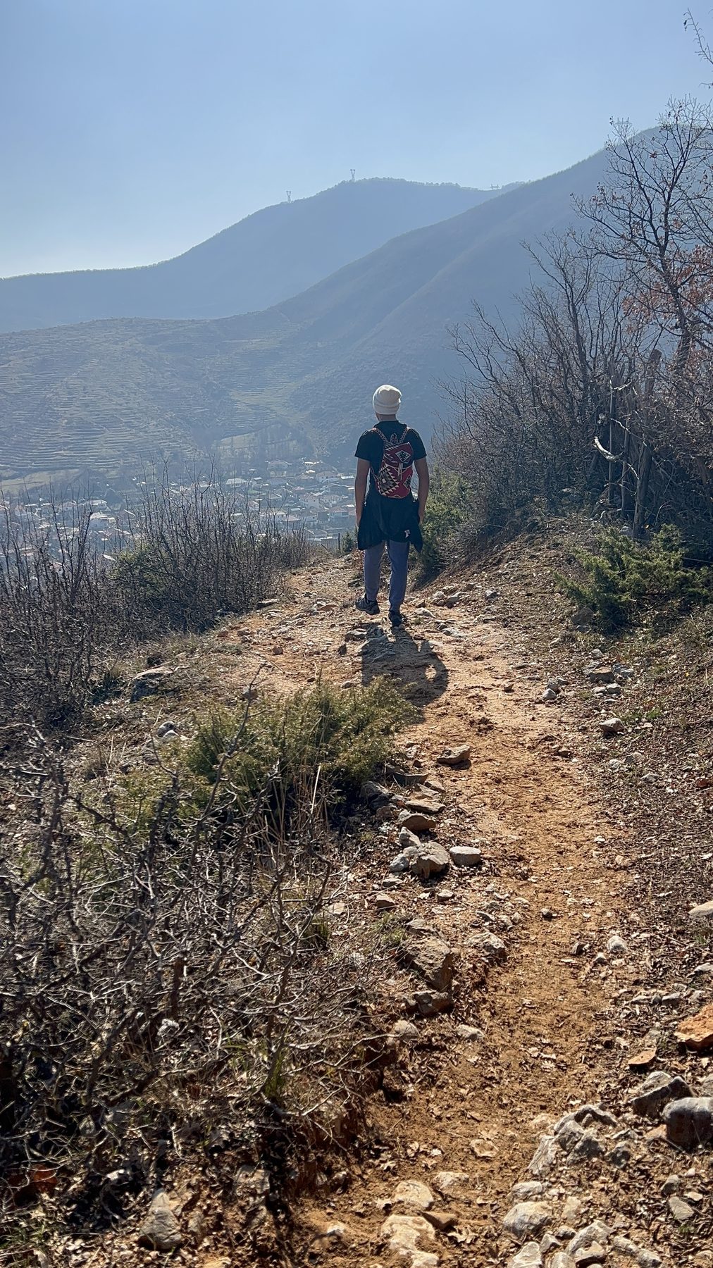 The open trail near the beginning of the Kabash Trail hike